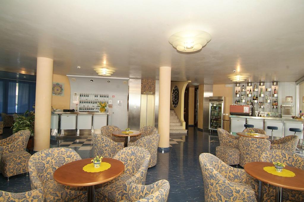 Hotel Fabius Bellaria-Igea Marina Zewnętrze zdjęcie