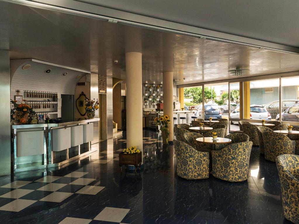 Hotel Fabius Bellaria-Igea Marina Zewnętrze zdjęcie